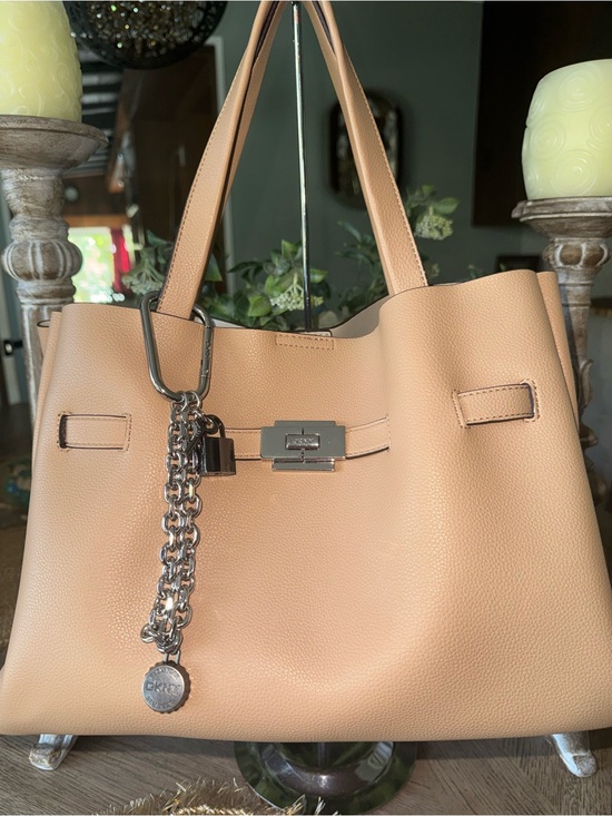 Dkny Handbags - NWOT DKNY Pebbled Leather Tote in Beige with Statement Piece Bag Charm